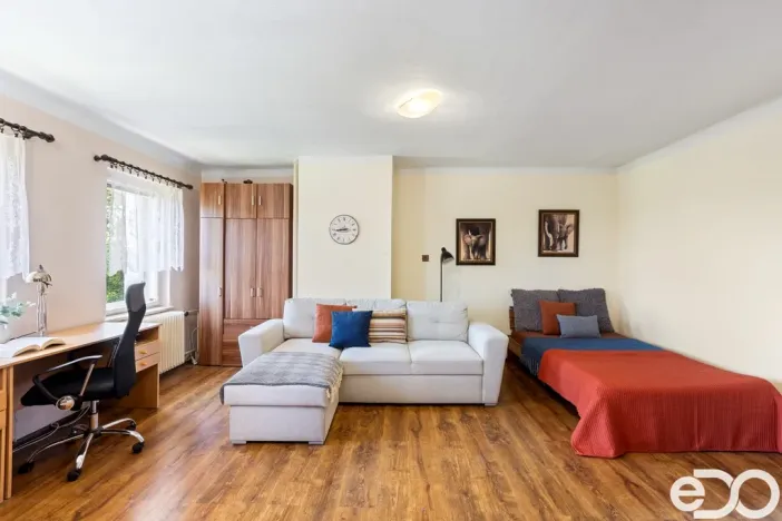 Prodej vily, Cvikov - Trávník, 680 m2