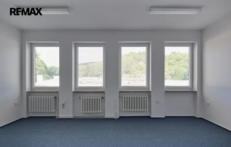 Pronájem kanceláře, Želechovice nad Dřevnicí, Paseky, 32 m2