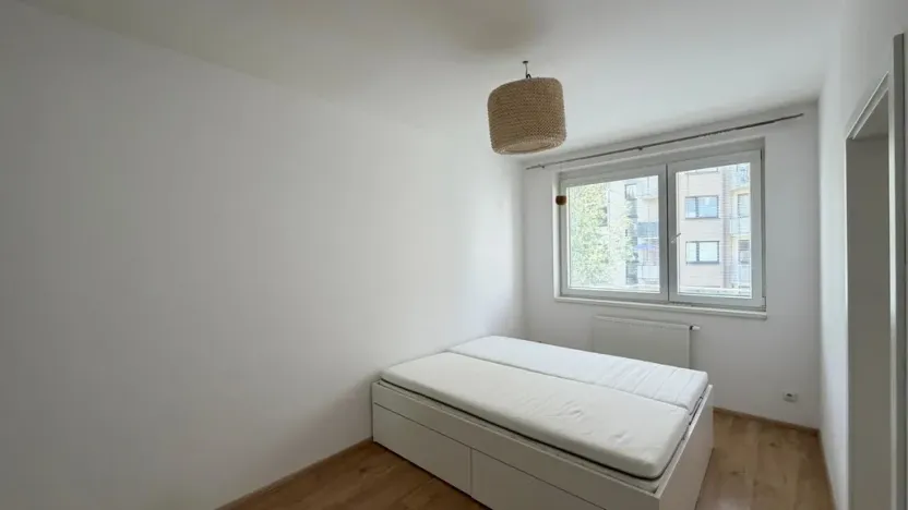 Pronájem bytu 2+kk, Praha - Střížkov, Makedonská, 48 m2