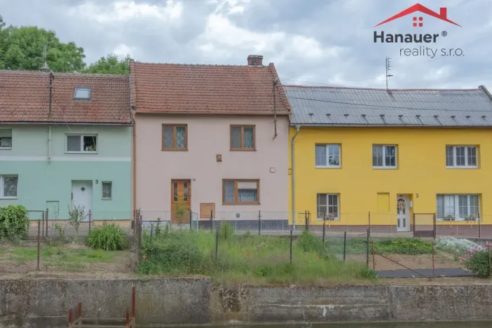 Prodej rodinného domu, Kroměříž - Těšnovice, 190 m2