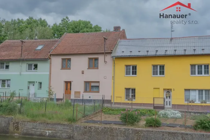 Prodej rodinného domu, Kroměříž - Těšnovice, 190 m2