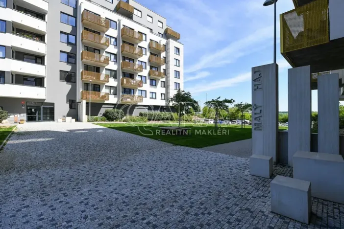 Pronájem bytu 2+kk, Praha - Dolní Měcholupy, Honzíkova, 54 m2