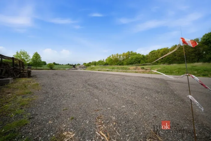 Pronájem skladu, Stěžery, 300 m2
