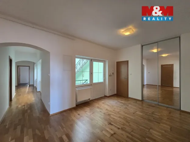 Pronájem bytu 4+kk, Brušperk, náměstí J. A. Komenského, 150 m2
