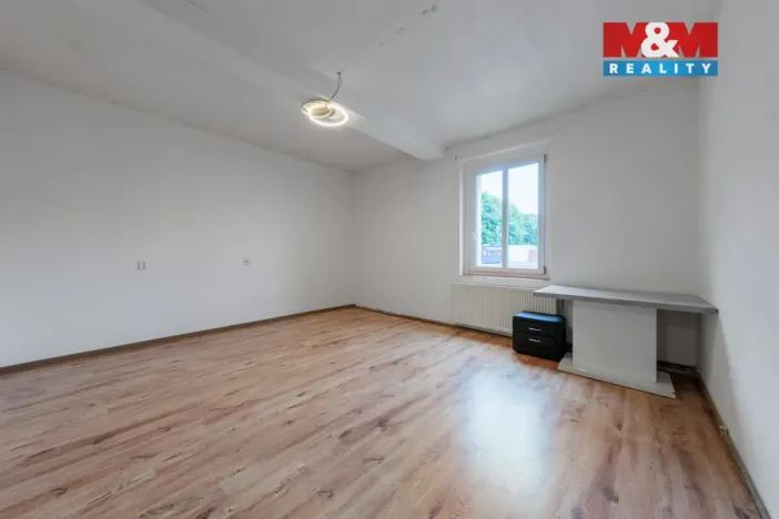 Pronájem bytu 2+1, Karlovy Vary, 1. máje, 55 m2