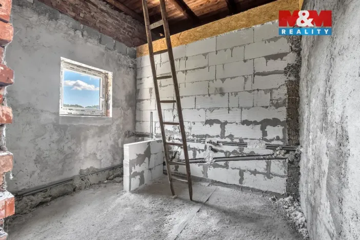 Prodej rodinného domu, Rovensko pod Troskami, Riegrova, 150 m2