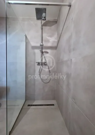 Prodej bytu 2+kk, Oslavany, Široká, 83 m2