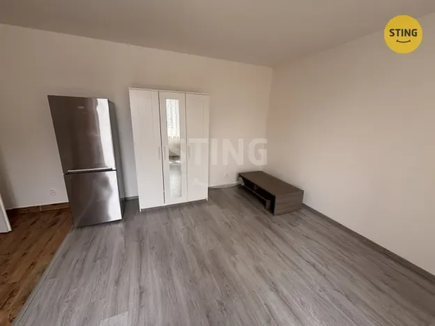 Pronájem bytu 1+kk, Opava, Statková, 29 m2
