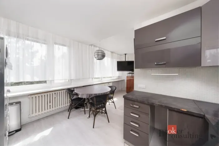 Prodej bytu 3+1, Praha - Hostivař, Trhanovské náměstí, 74 m2