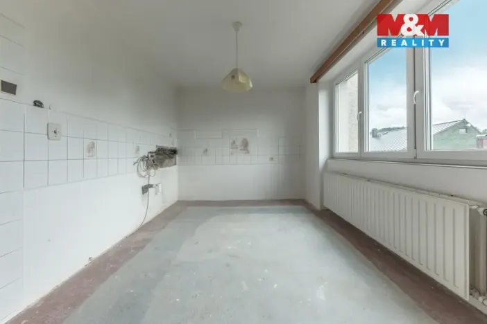 Prodej rodinného domu, Benešov u Semil, 270 m2