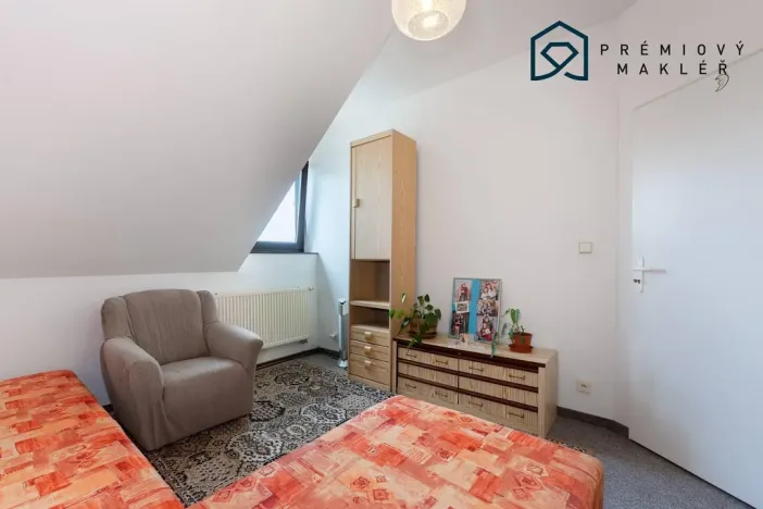 Prodej rodinného domu, Lubenec, Zahradní, 200 m2