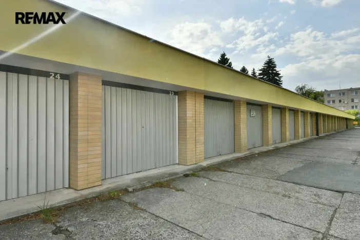 Pronájem bytu 3+kk, Hradec Králové - Nový Hradec Králové, Na Občinách, 74 m2