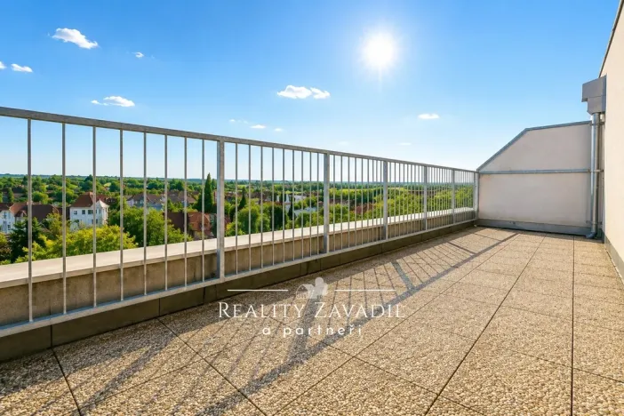 Pronájem bytu 1+kk, Praha - Uhříněves, Venušina, 32 m2