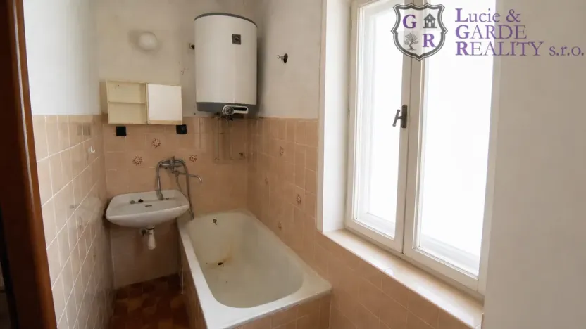 Prodej rodinného domu, Pohnání, 290 m2