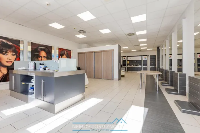 Pronájem obchodního prostoru, Chvalovice - Hatě, 127 m2