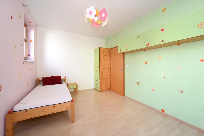 Pronájem bytu 3+kk, Praha - Žižkov, Jeseniova, 99 m2