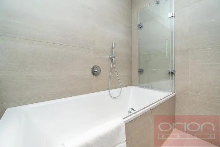 Pronájem bytu 2+kk, Praha - Smíchov, Holečkova, 76 m2