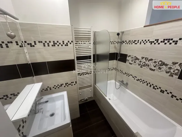 Prodej bytu 3+1, Čáslav - Čáslav-Nové Město, Jeníkovská, 72 m2