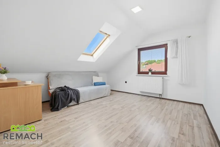 Prodej rodinného domu, Domanín, 288 m2