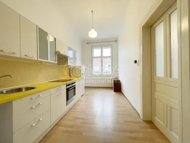 Pronájem bytu 1+1, Praha - Staré Město, U milosrdných, 37 m2