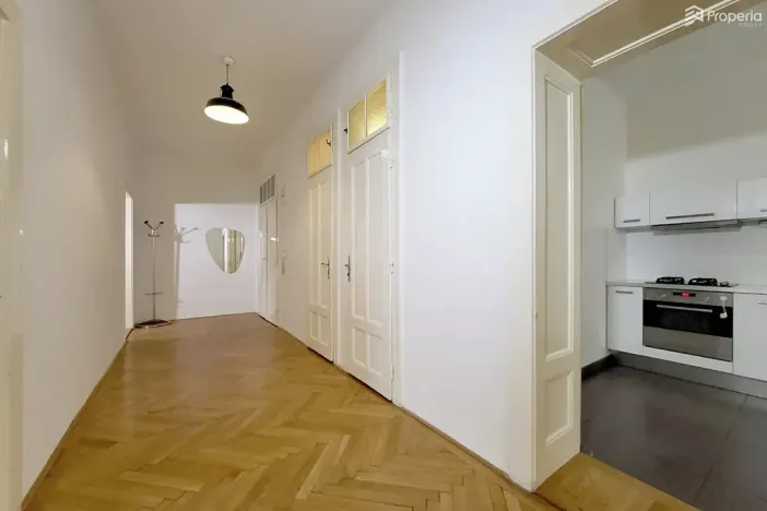 Prodej bytu 4+1, Brno, Čápkova, 135 m2