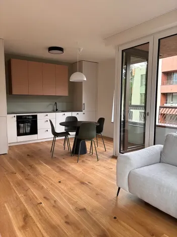 Pronájem bytu 2+kk, Praha - Radlice, U Komína, 49 m2