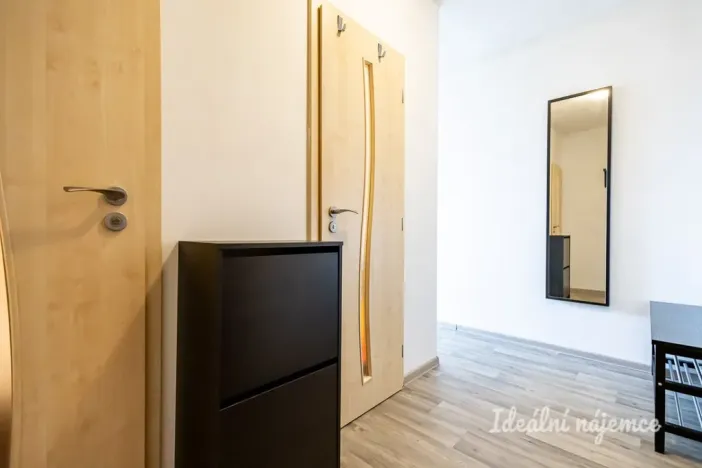 Pronájem bytu 2+1, Praha - Střížkov, Střížkovská, 54 m2