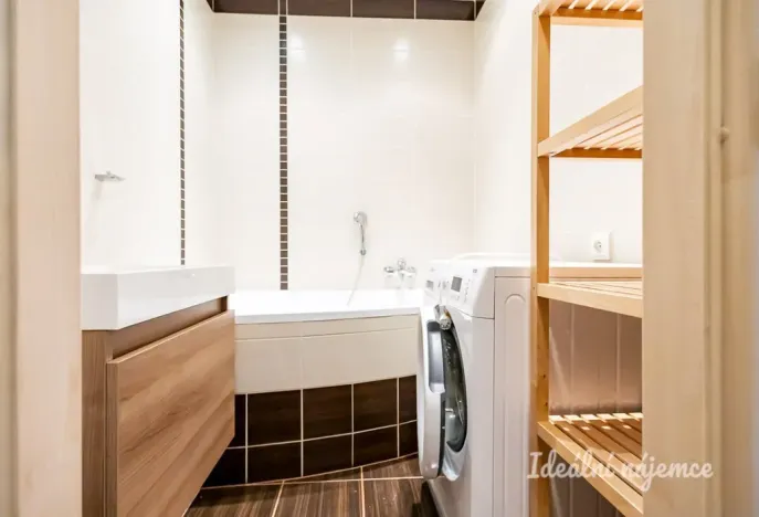 Pronájem bytu 2+1, Praha - Střížkov, Střížkovská, 54 m2