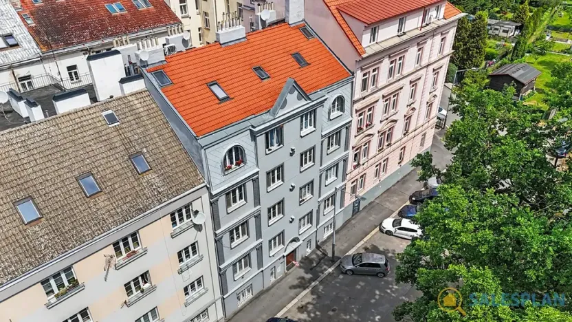 Prodej atypického bytu, Praha - Libeň, Pod Labuťkou, 62 m2