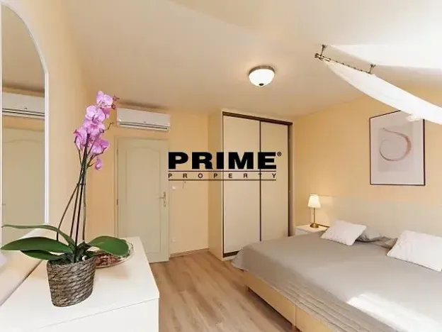 Pronájem bytu 3+kk, Praha - Vinohrady, Máchova, 93 m2