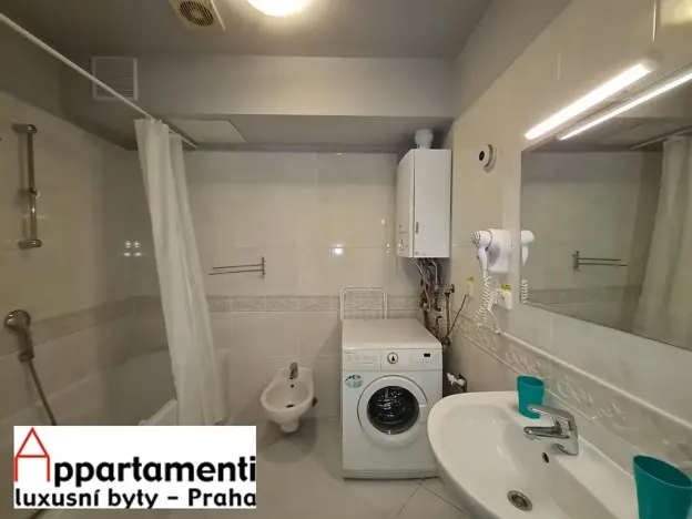 Prodej bytu 3+kk, Praha - Nové Město, Truhlářská, 77 m2