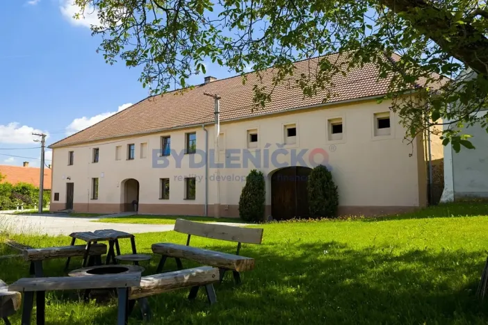 Prodej rodinného domu, Kamenný Újezd, 402 m2