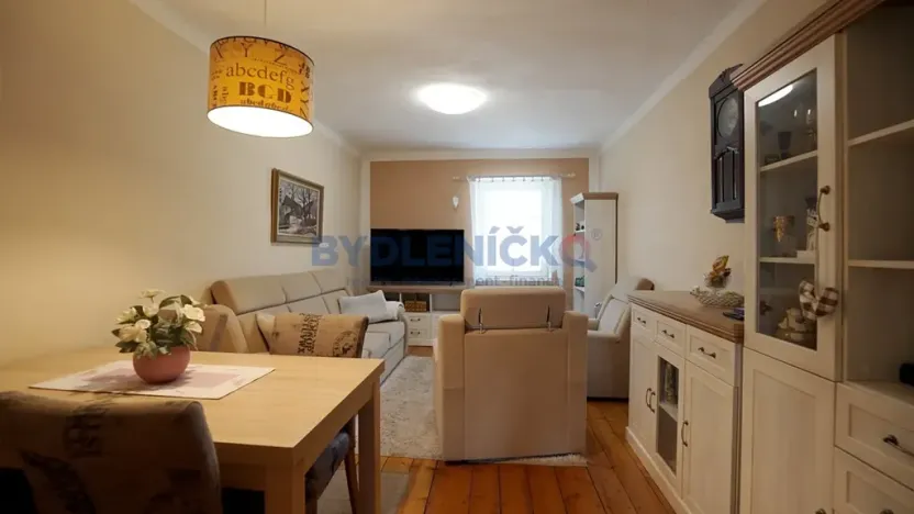Prodej rodinného domu, Kamenný Újezd, 402 m2