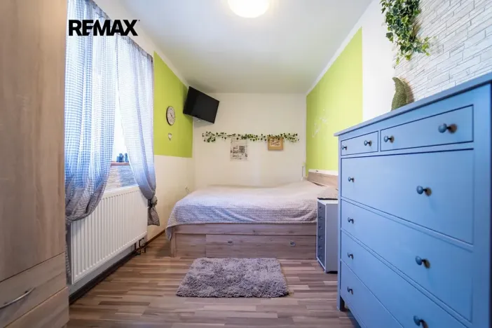 Prodej rodinného domu, Pečky, Pečecká, 140 m2
