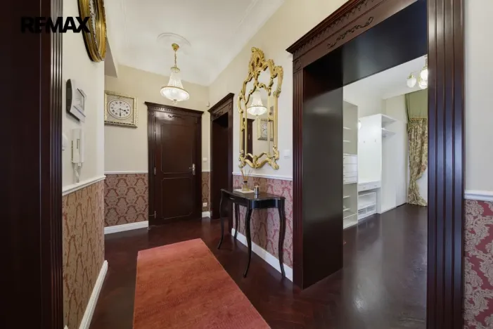 Prodej bytu 3+1, Karlovy Vary, nábřeží Jana Palacha, 94 m2