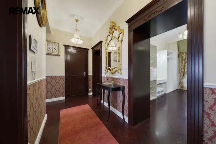 Prodej bytu 3+1, Karlovy Vary, nábřeží Jana Palacha, 94 m2
