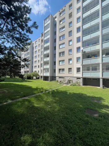 Prodej bytu 1+kk, Praha - Háje, Matúškova, 31 m2