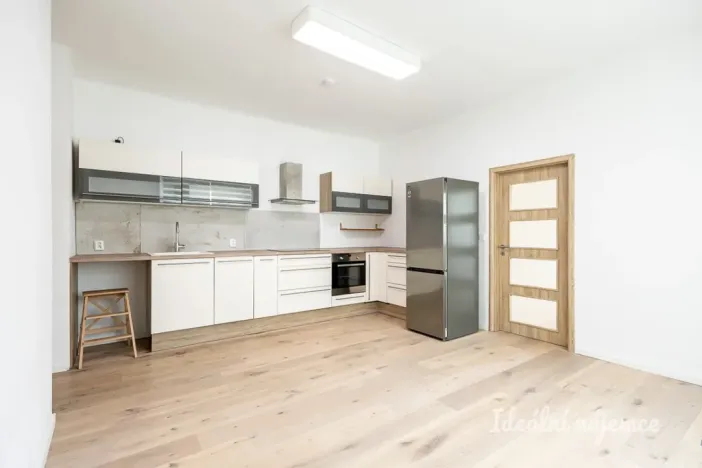 Pronájem bytu 3+kk, Praha - Vysočany, Staromlýnská, 58 m2