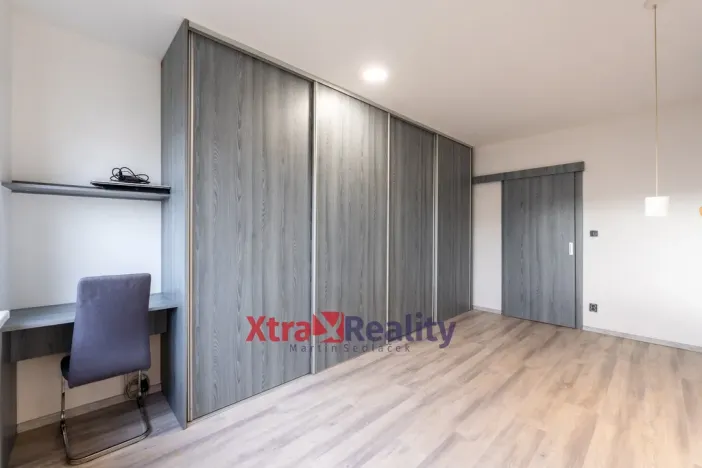 Pronájem bytu 2+kk, Teplice, Křížkovského, 52 m2