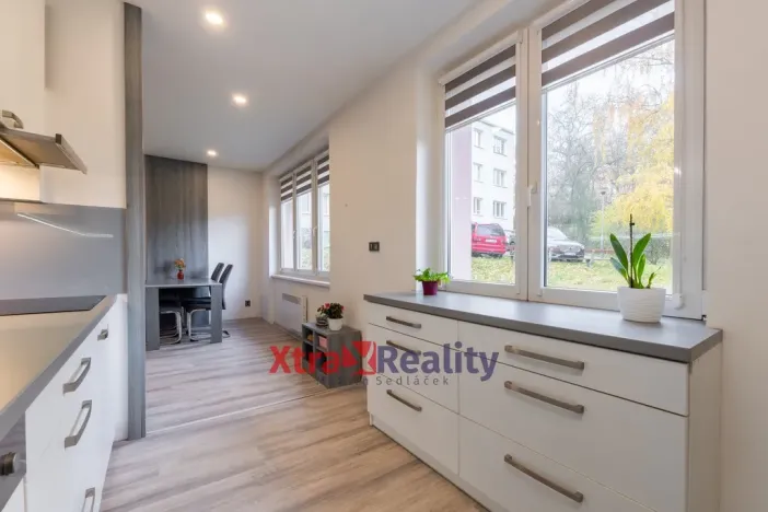 Pronájem bytu 2+kk, Teplice, Křížkovského, 52 m2