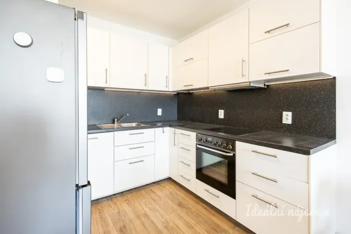 Pronájem bytu 2+kk, Praha - Letňany, Tupolevova, 50 m2