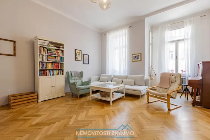 Prodej bytu 5+1, Znojmo, Alšova, 187 m2