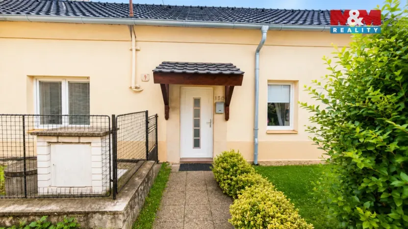 Prodej rodinného domu, Plaňany, Komenského, 92 m2
