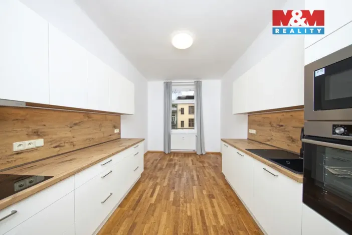 Pronájem bytu 3+1, Praha - Vinohrady, Vinohradská, 119 m2
