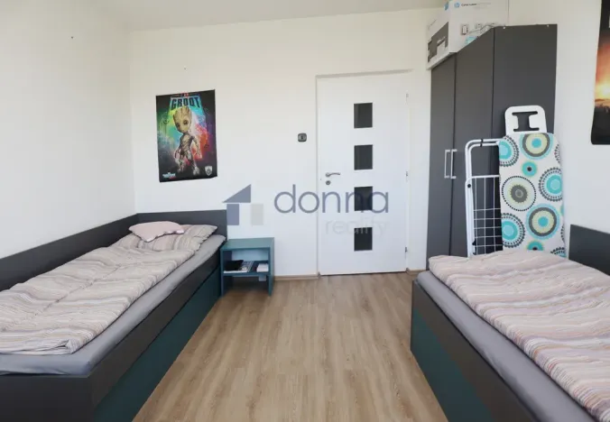 Pronájem bytu 3+1, Praha, Počernická, 73 m2