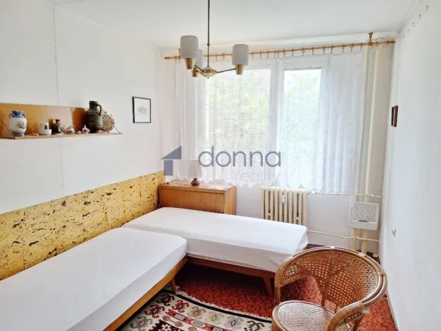 Pronájem bytu 2+1, Praha, Frýdlantská, 66 m2
