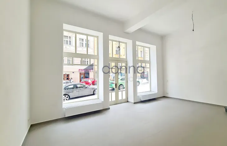 Pronájem obchodního prostoru, Praha, Sezimova, 87 m2