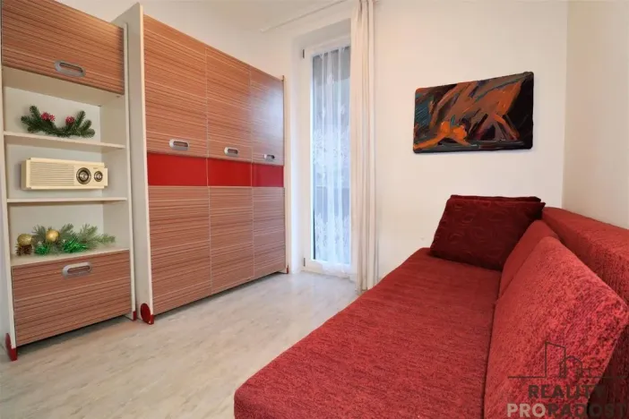 Pronájem bytu 1+kk, Brno - Obřany, Hradiska, 25 m2