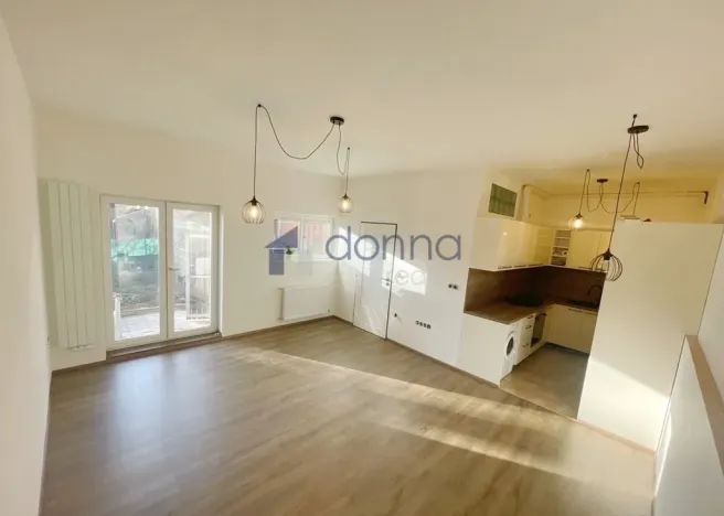 Pronájem bytu 1+kk, Praha, Kutnohorská, 34 m2