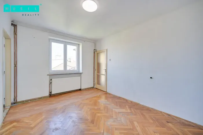 Prodej bytu 2+1, Olomouc - Nové Sady, Za poštou, 57 m2